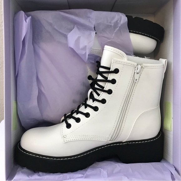 madden girl Carra Platform Combat Boots White - Picture 8 of 10